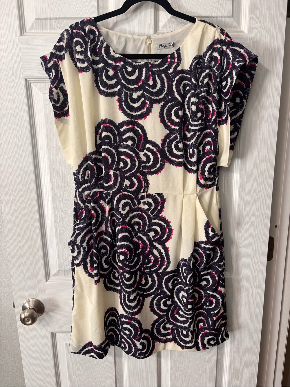 Eliza J Graphic Print Cream Purple Dress Size 14 Lined Wedding Guest Summer